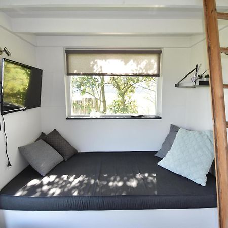 Holiday Home In Burgerbrug Near The Beach Exterior photo