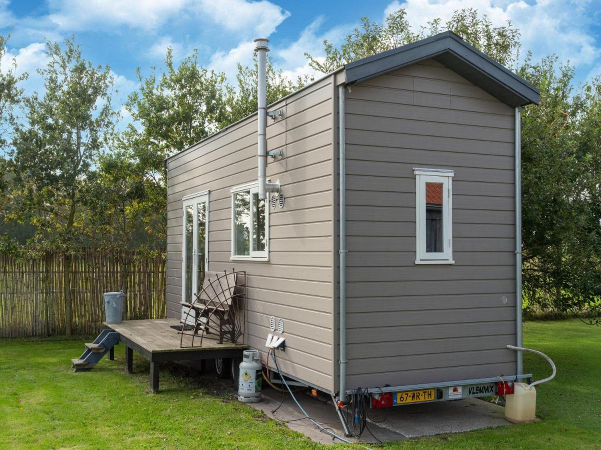 Holiday Home In Burgerbrug Near The Beach Exterior photo