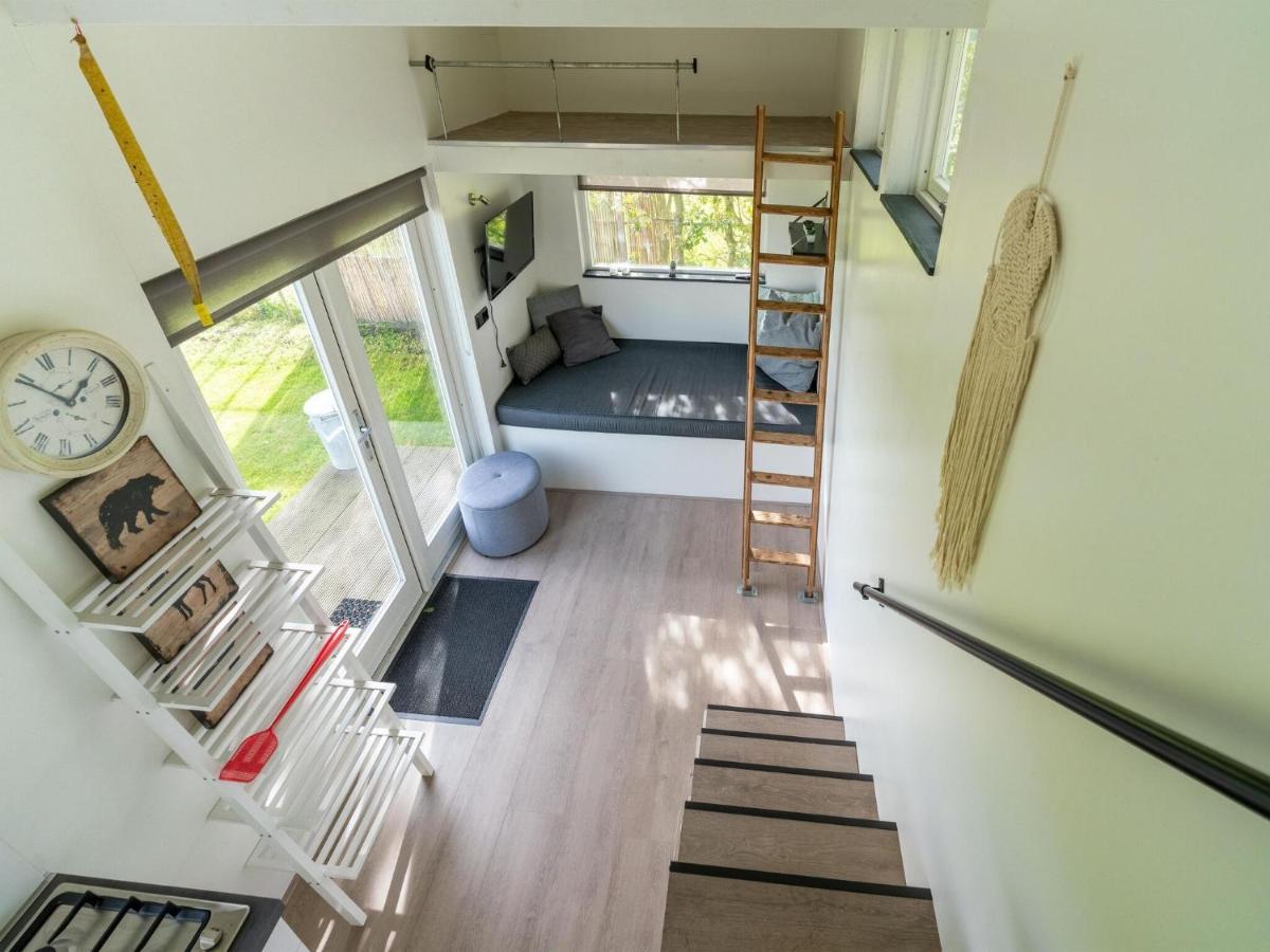Holiday Home In Burgerbrug Near The Beach Exterior photo